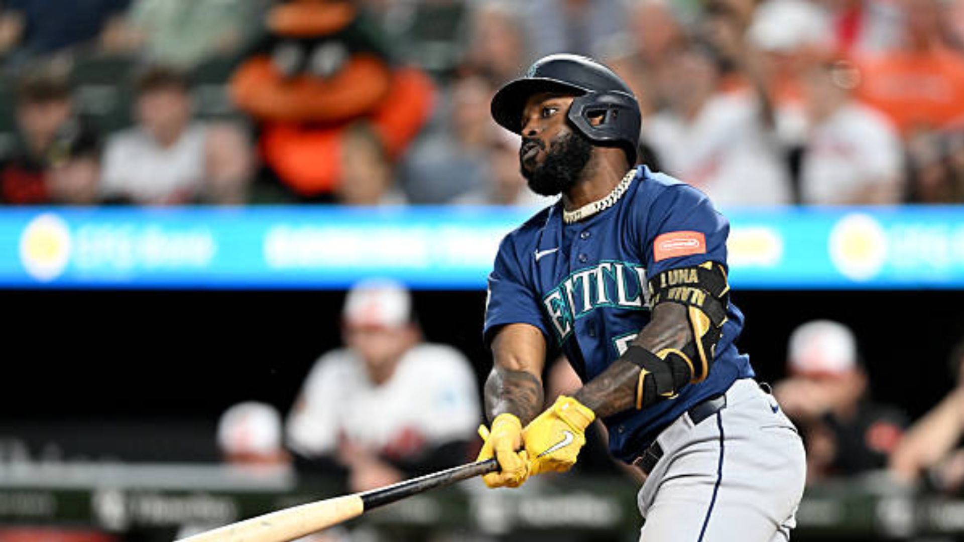 Randy Arozarena drives in four in a Mariners’ victory.