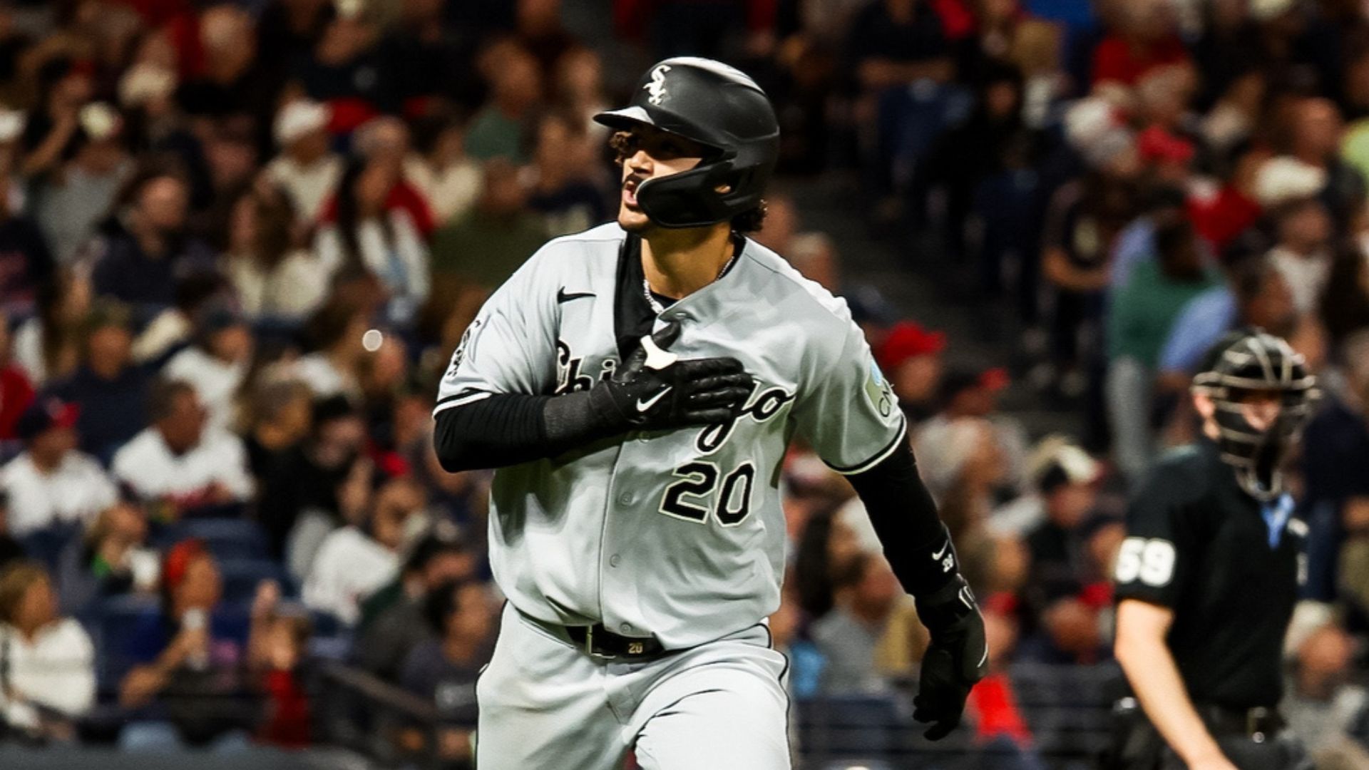 Miguel Vargas goes yard in a White Sox win.